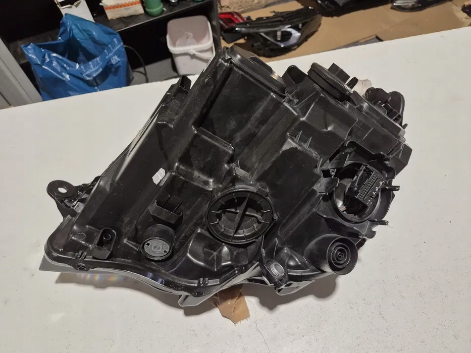 фото №6, Vw t6.1. full led. лампа перед права