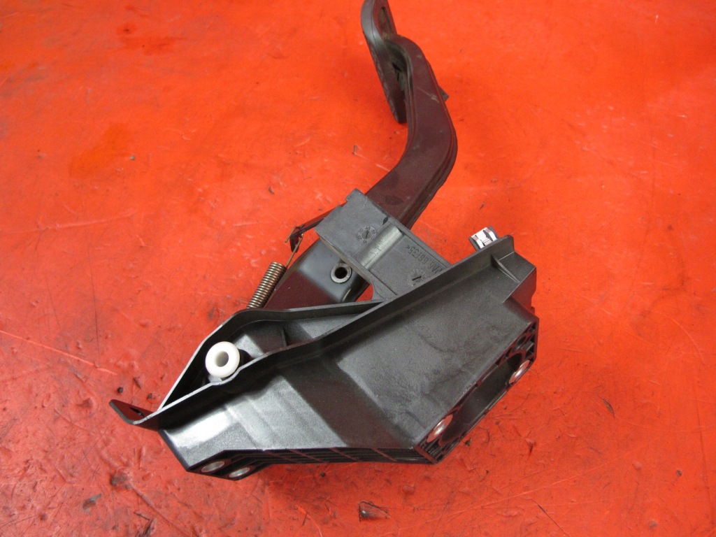 фото №6, Mercedes cl w216 c216 w221 педаль гальма