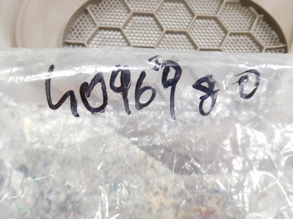 фото №9, Молдинг дверь задних правых do forda america escape i yl8z-7827406-caa