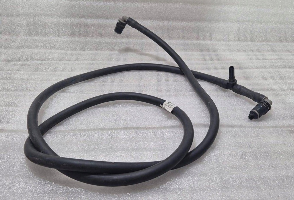 фото №1, Bmw 3 f30 f31 шланг патрубок омивача фари перед передній