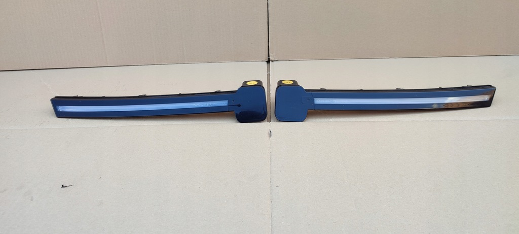 фото №1, Vw id3 id.3 id 3 led решітка радіатора бампера лампи l+r оригінал ідеальний стан