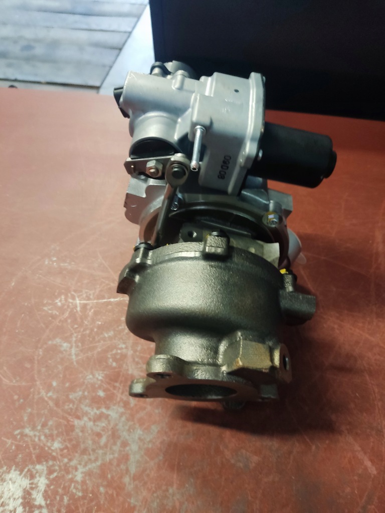 фото №12, Турбонагнетатель toyota land cruiser v8 17208-51030 vb49 nowa