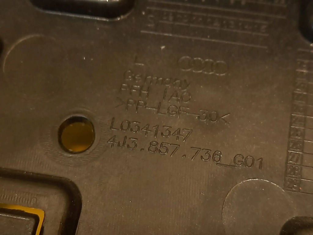 фото №14, Audi e-tron gt приборная панель консоль 4j3857003