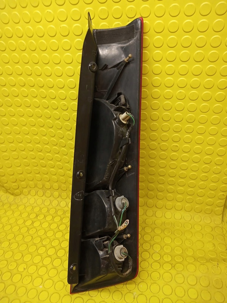 фото №4, Mitsubishi space runner лампа лівий задня