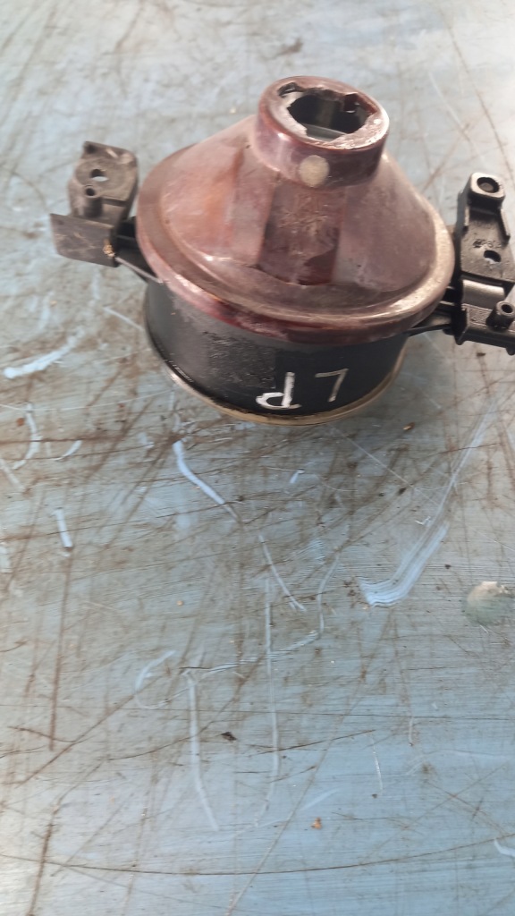 фото №2, Противотуманная фара левый ford focus 1.6tdci mk2 06r