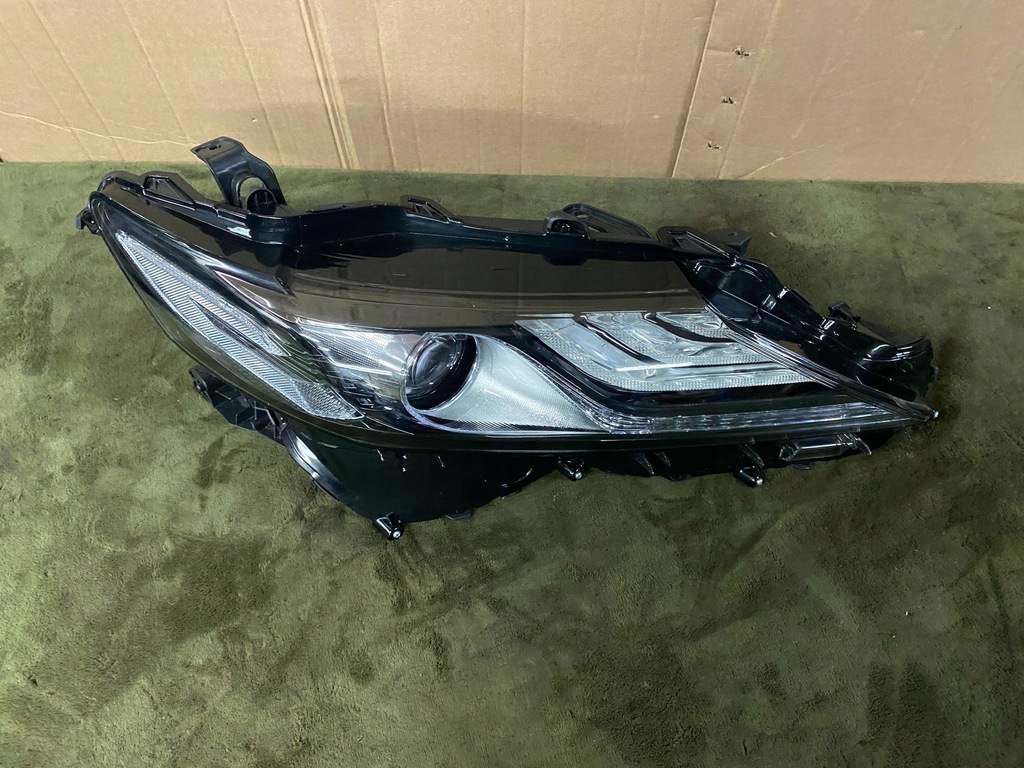 фото №3, Фара led правый toyota camry viii
