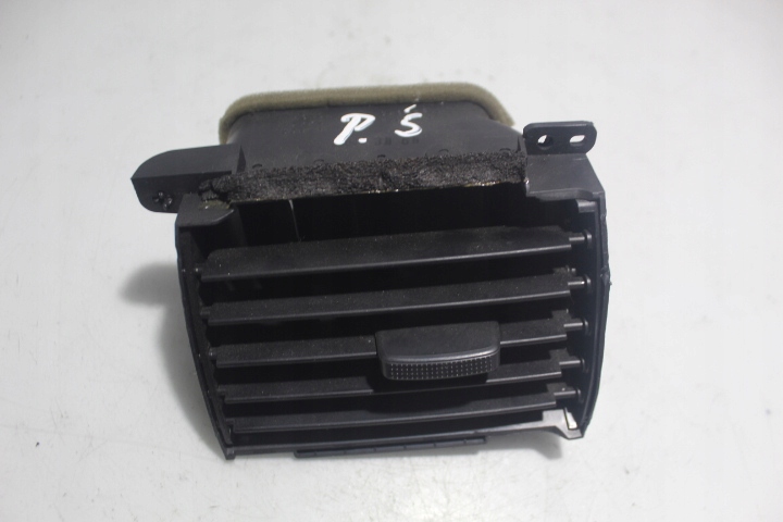 фото №1, Решётка обдув средняя правая honda accord vii