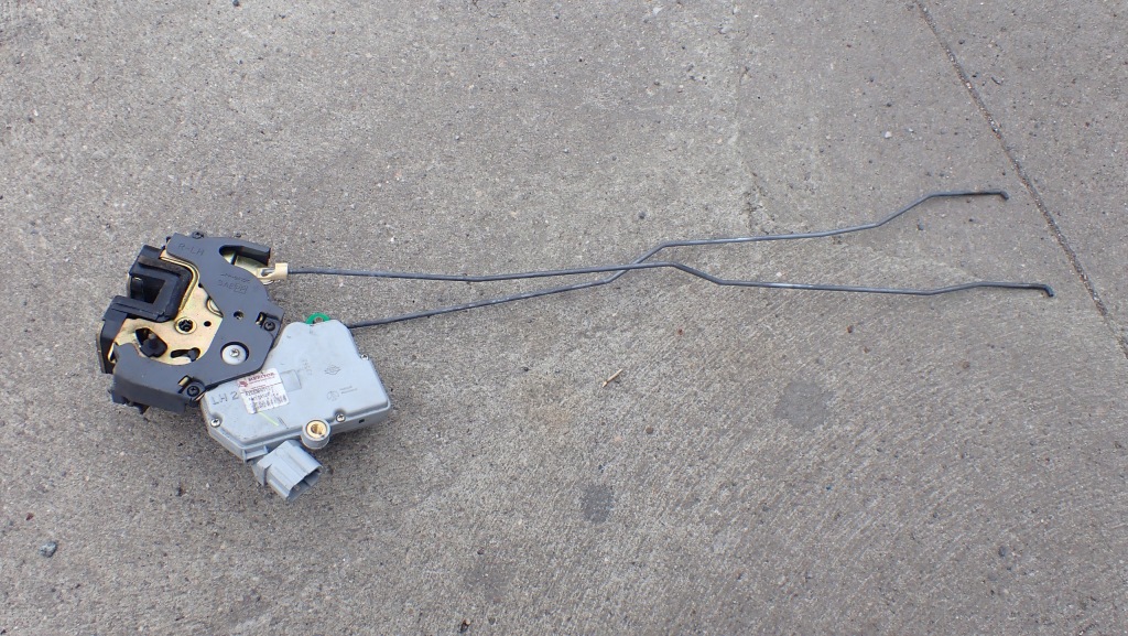 фото №1, Nissan x-trail t30 замок двері задня лівий 6pin