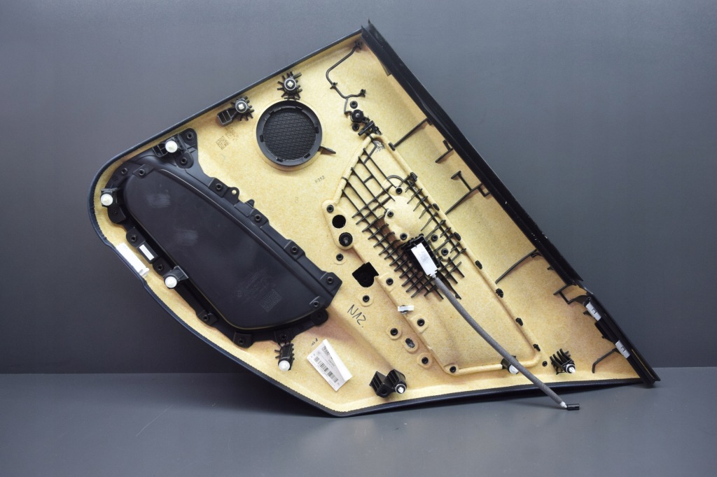 фото №5, Обивка дверь левая задняя обшивка дверь bmw 3 f30 f31 подсветка