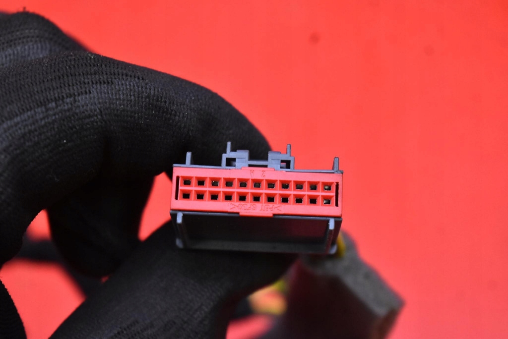 Жгут электропроводка дверь правый  задняя 32143970 volvo v60 2 2 18-21 с Разборки