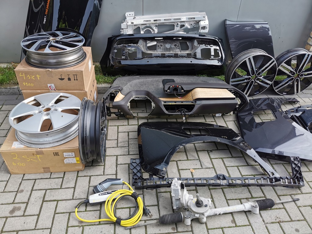 фото №7, Каркас двері лівий, крила, płat двері bmw i3