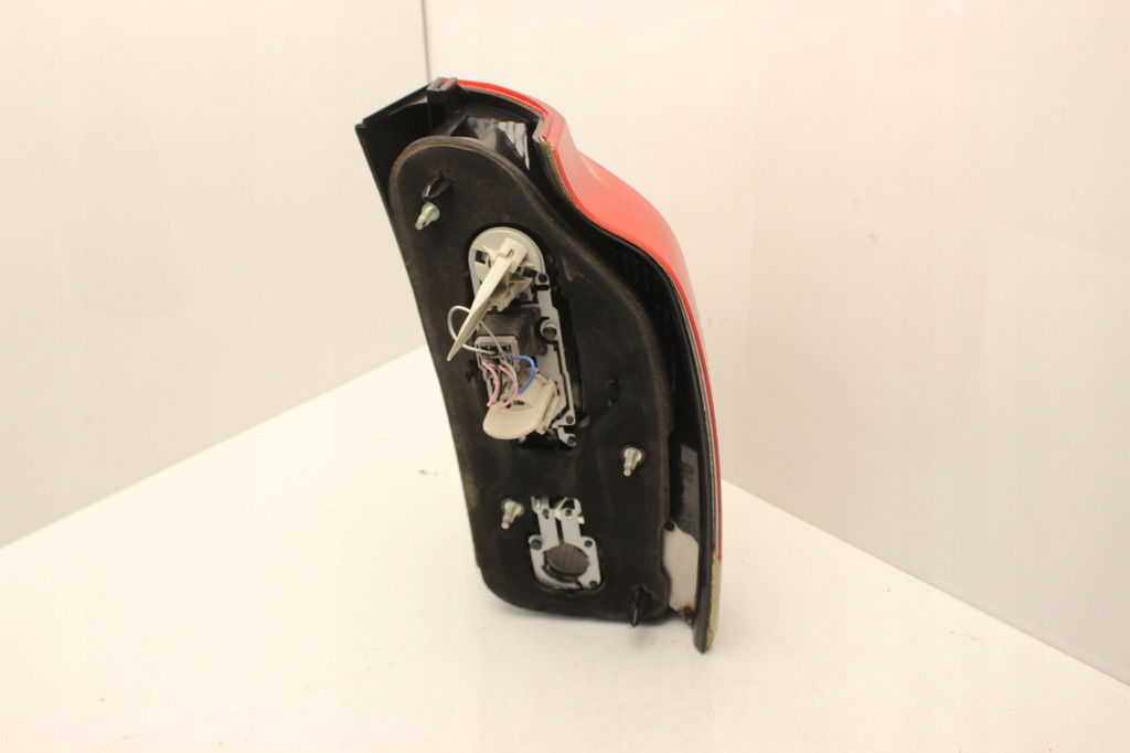 фото №8, Volvo v70 xc70 ii lift 05r- лампа ліва задня лівий задня