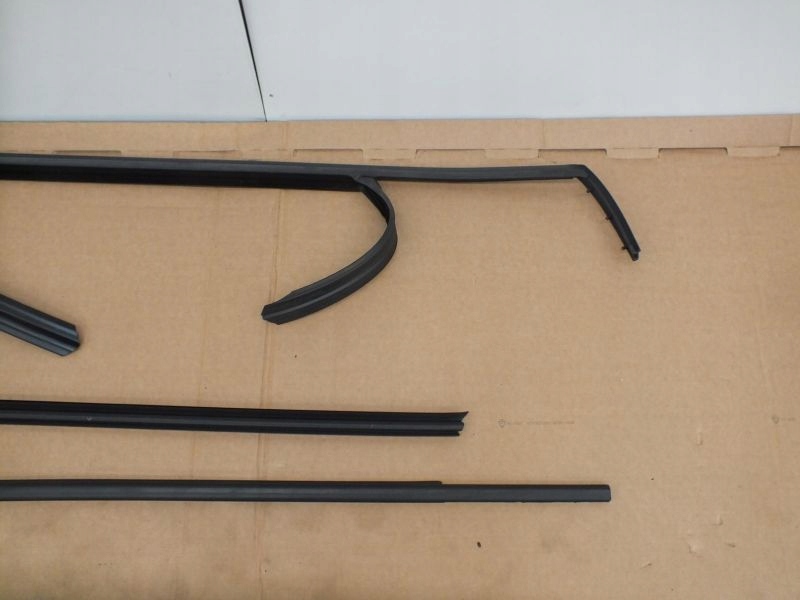 фото №8, Vel satis прокладка стекло перед правая oryg