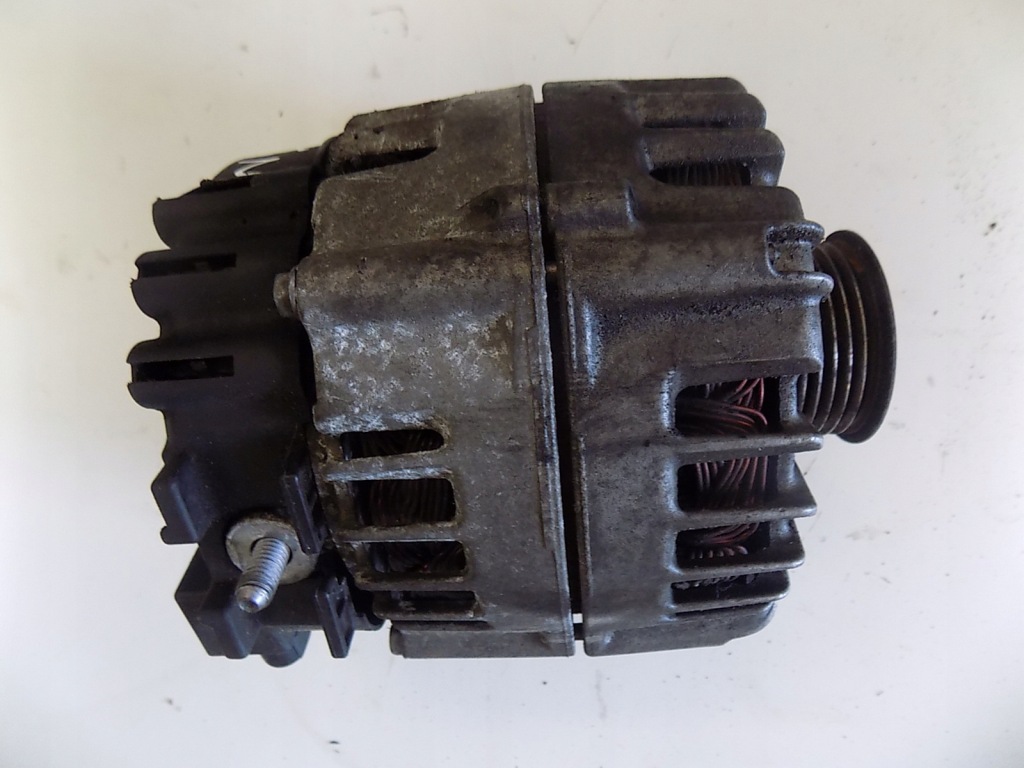 Купити Bmw генератор n47 2.0d 180a