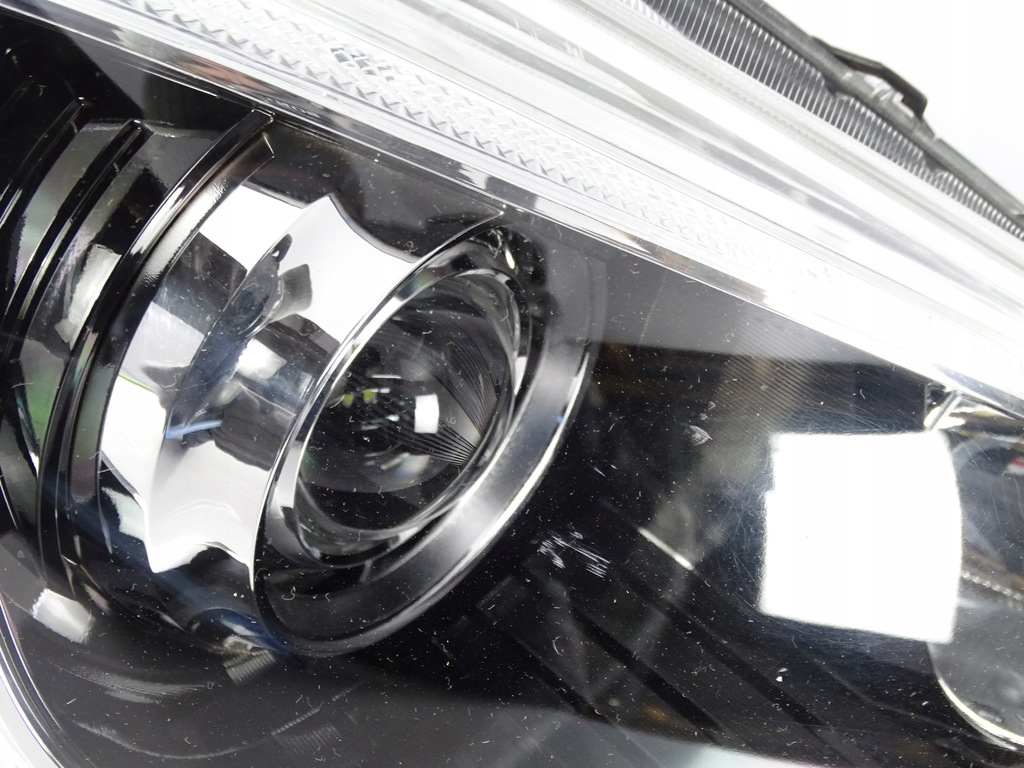 фото №3, Лампа перед правая subaru forester outback full led