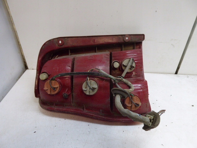 фото №8, Carnival ii лампа задняя правая w крыло