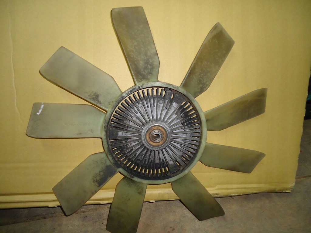 фото №2, Вязкостная муфта вентилятор радиатора mercedes sprinter 00-06 r. 2.2 2.7 cdi