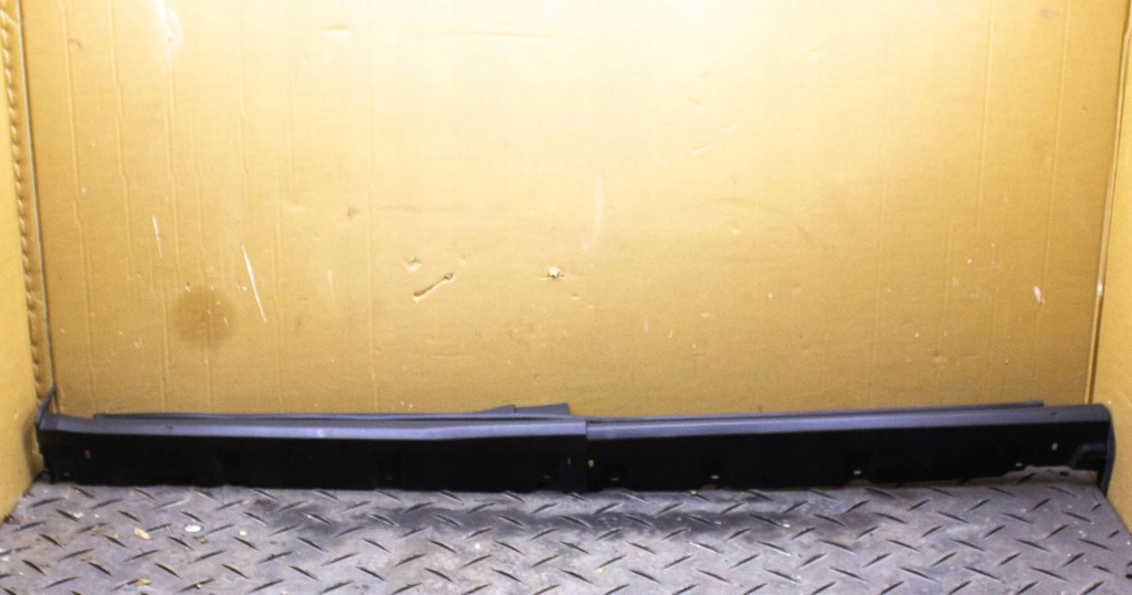 фото №1, Ford transit - tourneo connect 2016 ліва сторона поріг