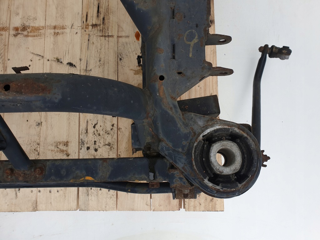 фото №12, Maserati granturismo 4.7 v8 задние подрамник задняя балка подвеска подрамник