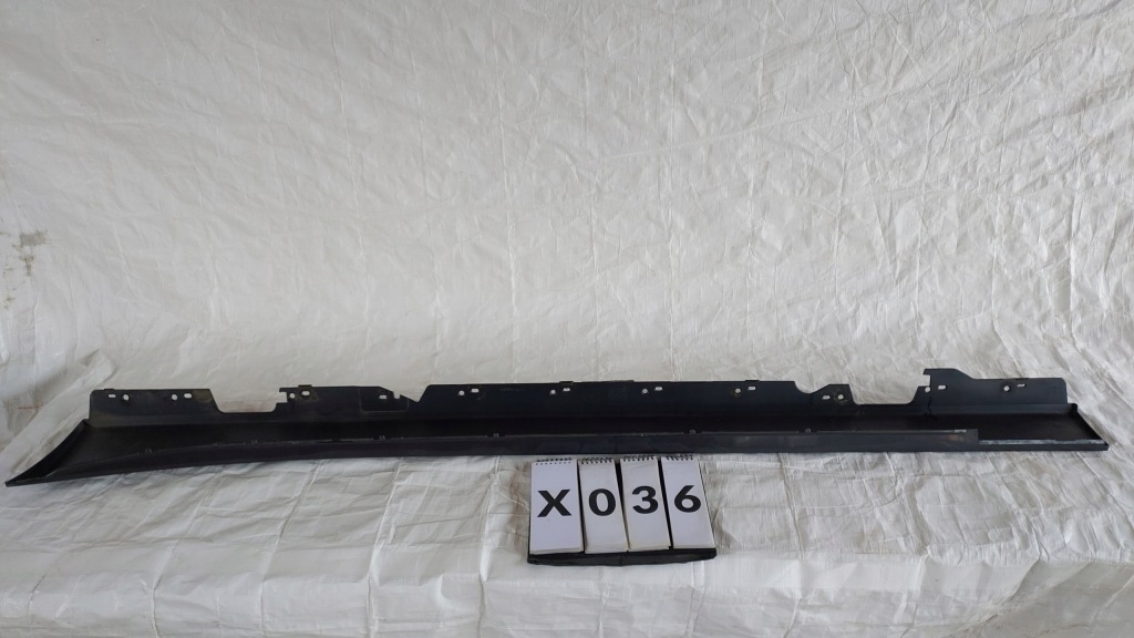 фото №11, Bmw 1 f20 lci накладка молдинг поріг права