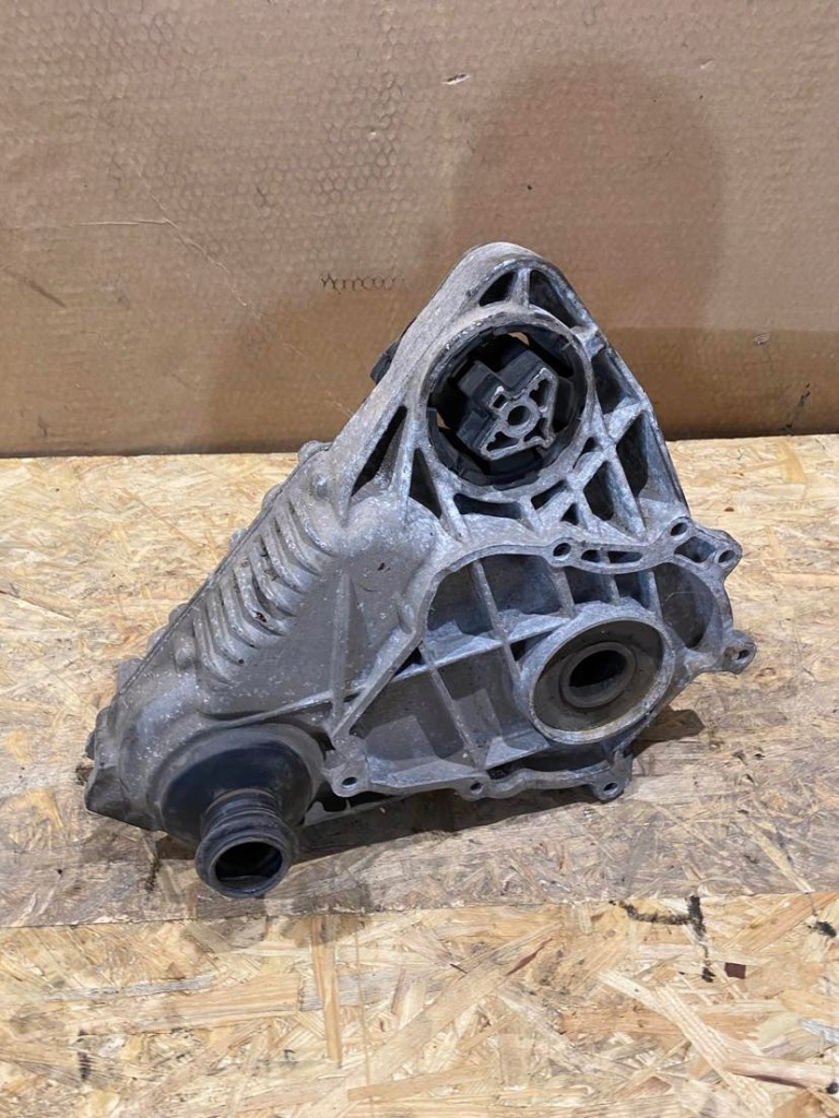 Купити Bmw x4 f26 редуктор коробки передач