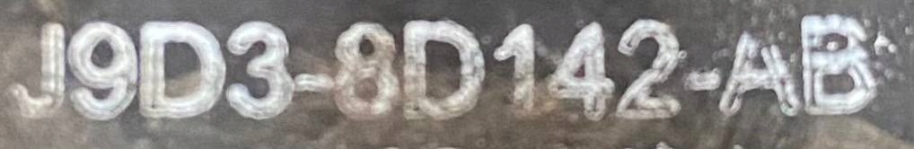 Труба шланг воды jaguar x590 j9d3-8d142-ab Оригинал