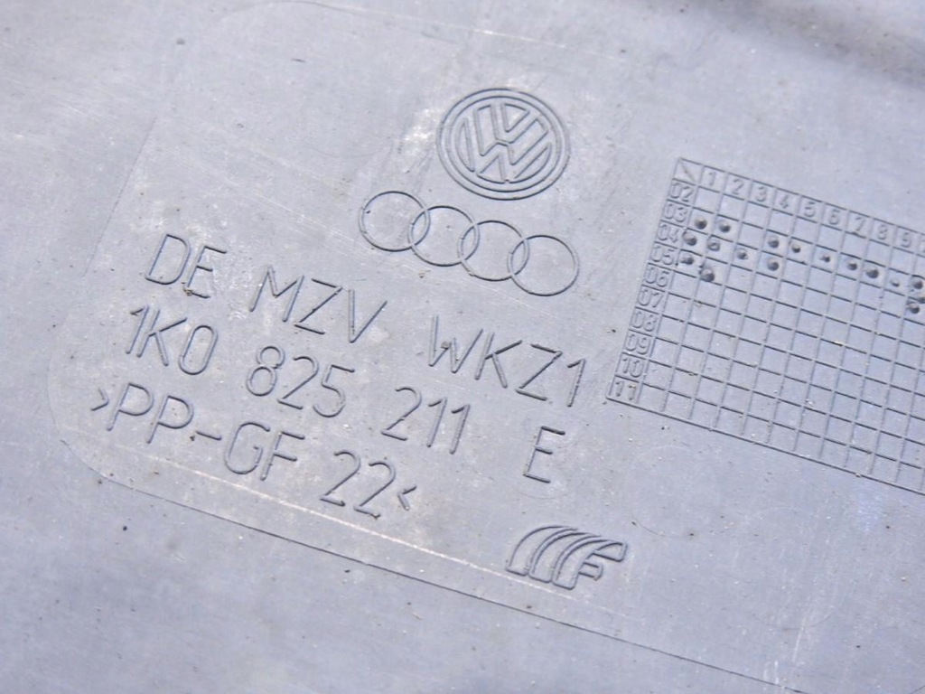 фото №9, Захист підвіска ліва audi a3 8p 3d 1k0825211e