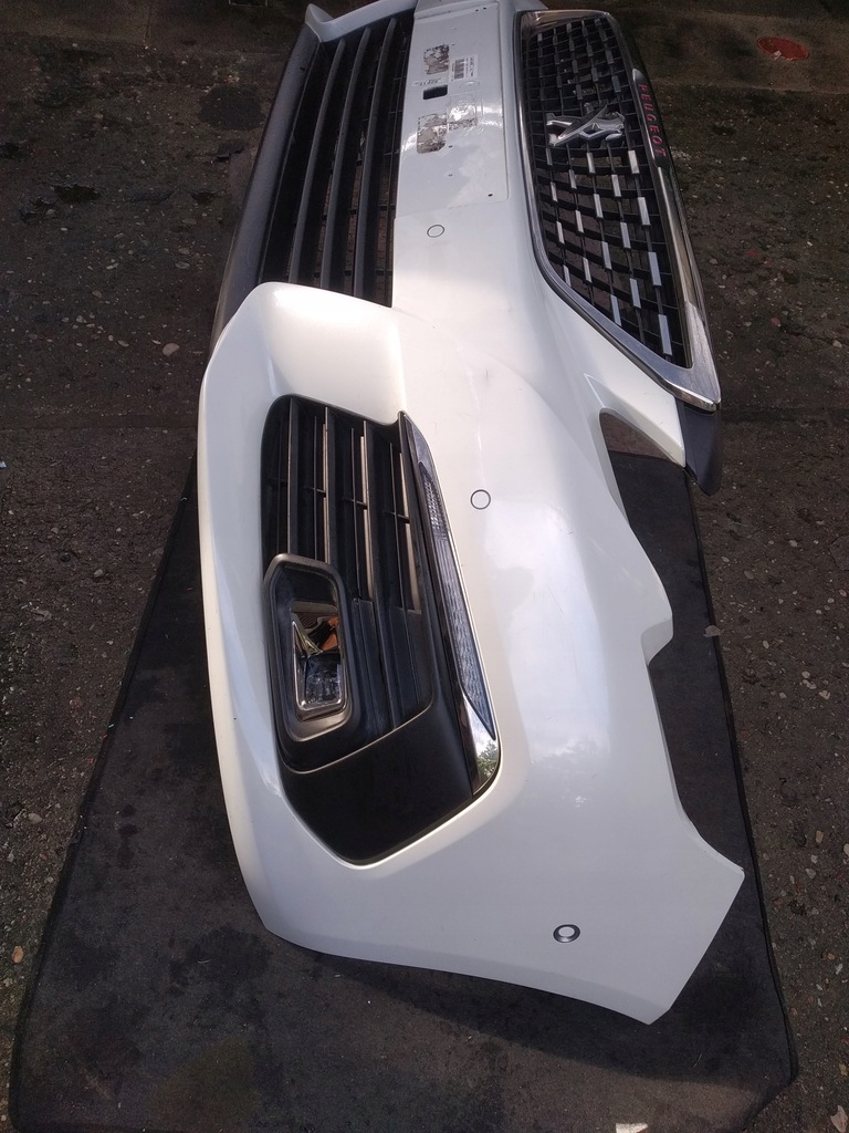 фото №8, Peugeot 308 t9 бампер zaślepkahaka перед елементи