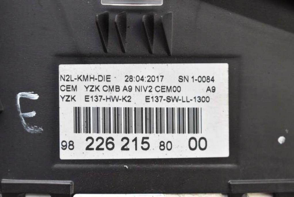 Купити Лічильник прилади eu 9822621580 peugeot 208 1 i 1.6 bluehdi 75 km рестайлінг  15-19