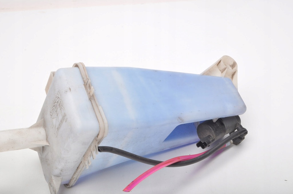 фото №7, Nissan micra iv k13 1.2 бачок омивача