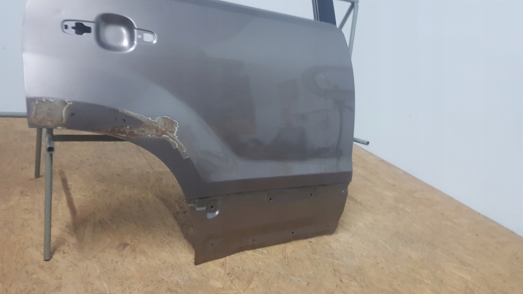 фото №9, Suzuki grand vitara ii 2 двері задні задня праве