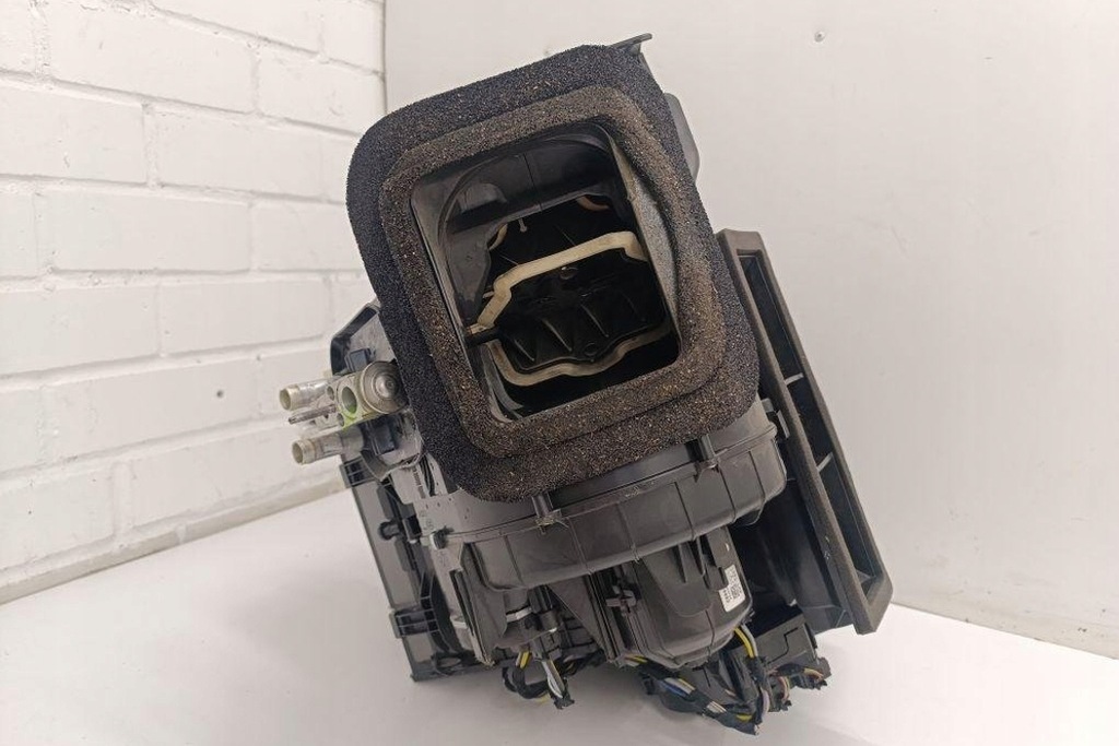 фото №7, Обігрівач jaguar f-pace x761 5hl011266 2.0l бензиновий 184kw 2022