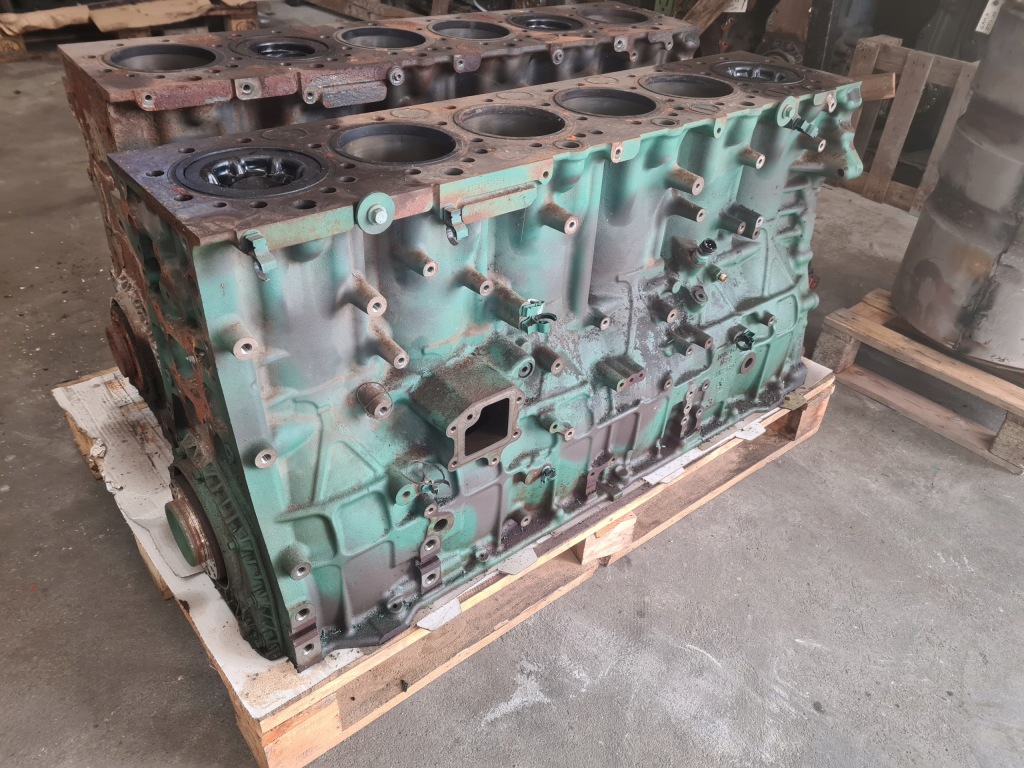 Купить Блок двигателя поршни wał renault gama evo turbocompound volvo fh 5 d13k k6