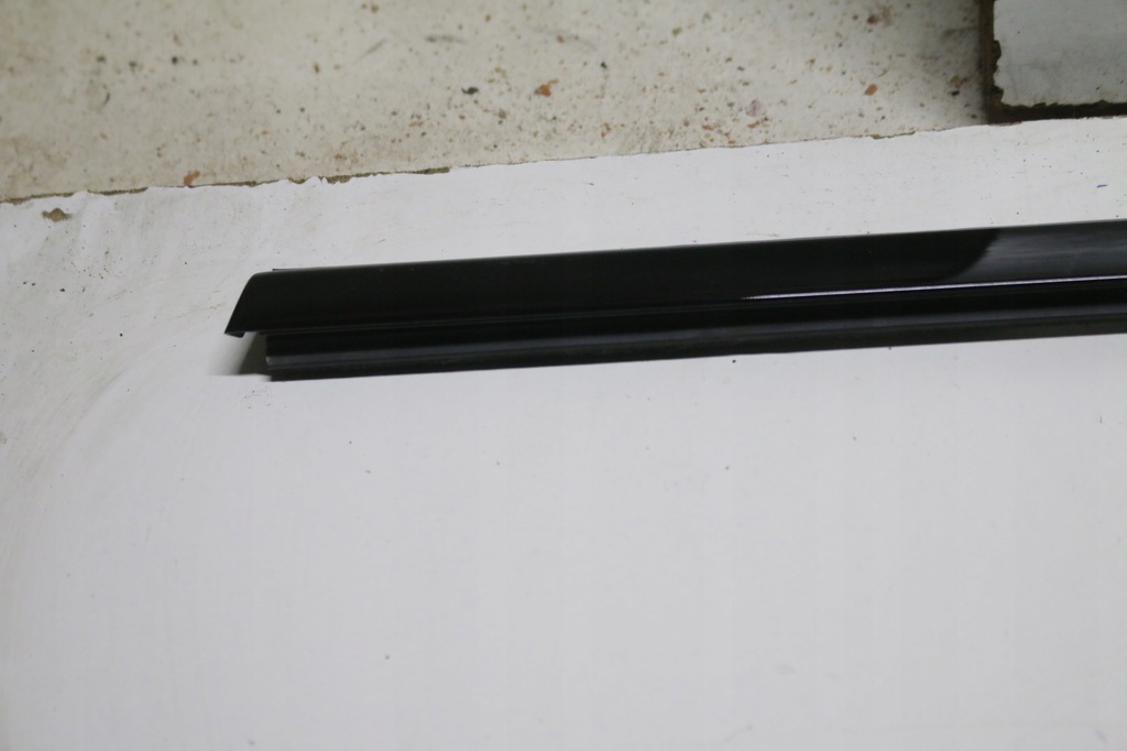 фото №5, Молдинг дверь левая opel astra j gtc