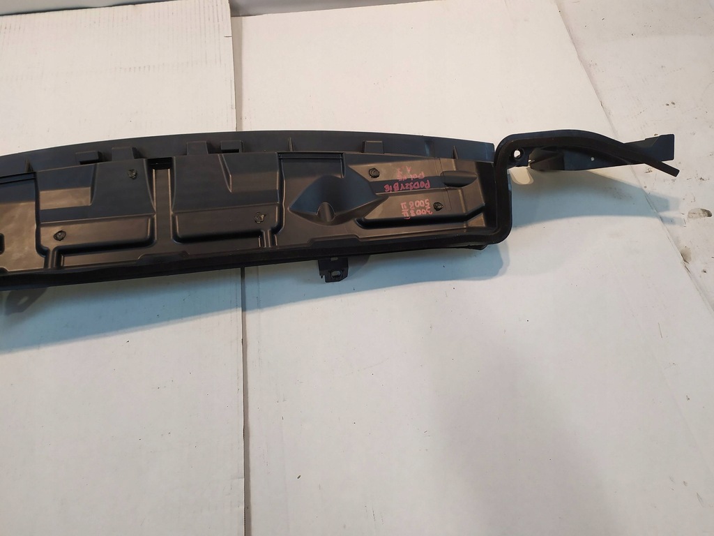 фото №13, Жабо peugeot 5008 ii