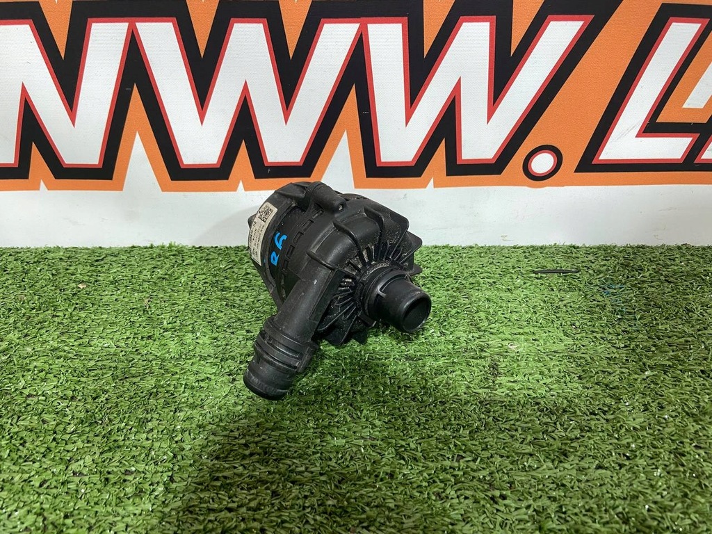 фото №8, Помпа wody jaguar f-pace x761 m8a2-18d473-db