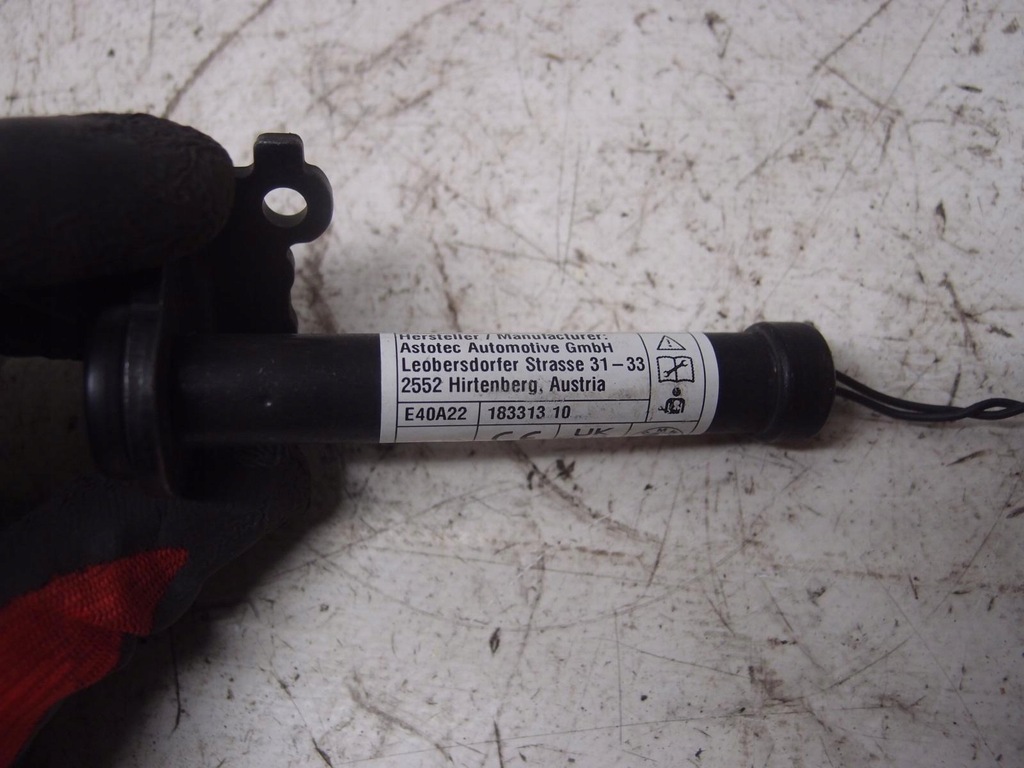 фото №8, Патрон капот bmw x1 u11 9883419