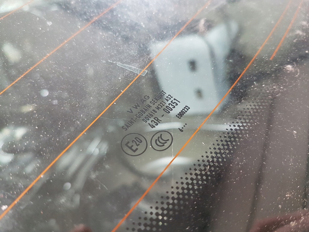 фото №2, Стекло крышки задний - skoda rapid liftback 2016 r