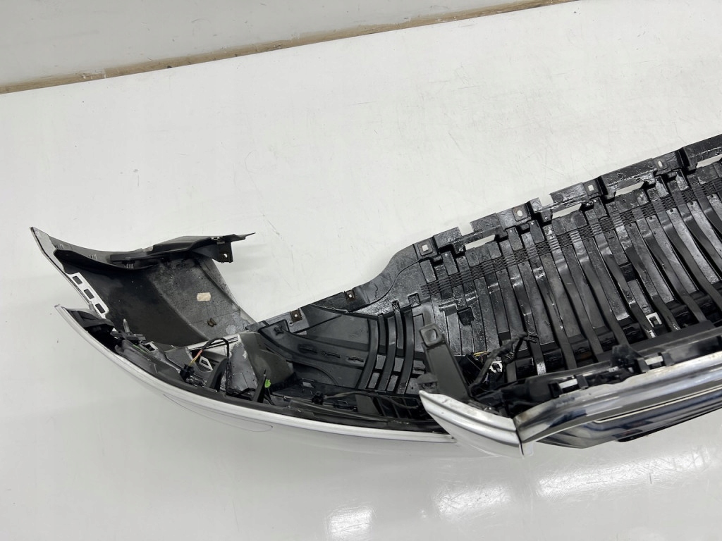 фото №16, Audi a8 d4 бампер перед передній kompletny pdc омивачі lx7w