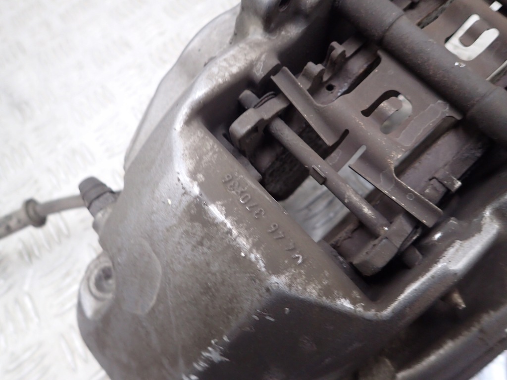 фото №11, Mercedes s w222 550 тормоза тормозные диски суппорты тормозные колодки