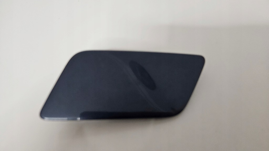 фото №1, Audi q3 s-line заглушка распылителя левая 8u0955275f