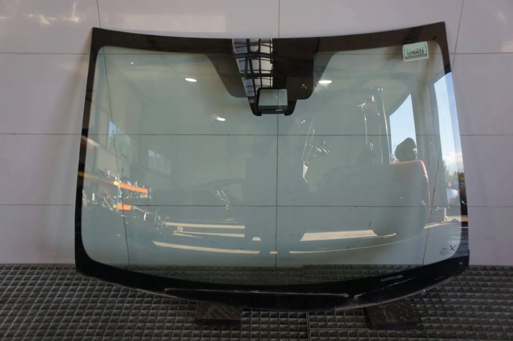 Купить Стекло лобовое передок  под радар англичанин  toyota avensis 3 t27 рестайлинг  t29