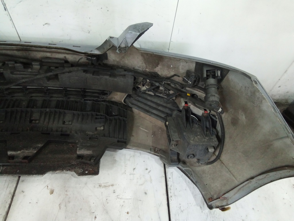 J885 бампер перед opel zafira b z163 омыватель pdc Доставка