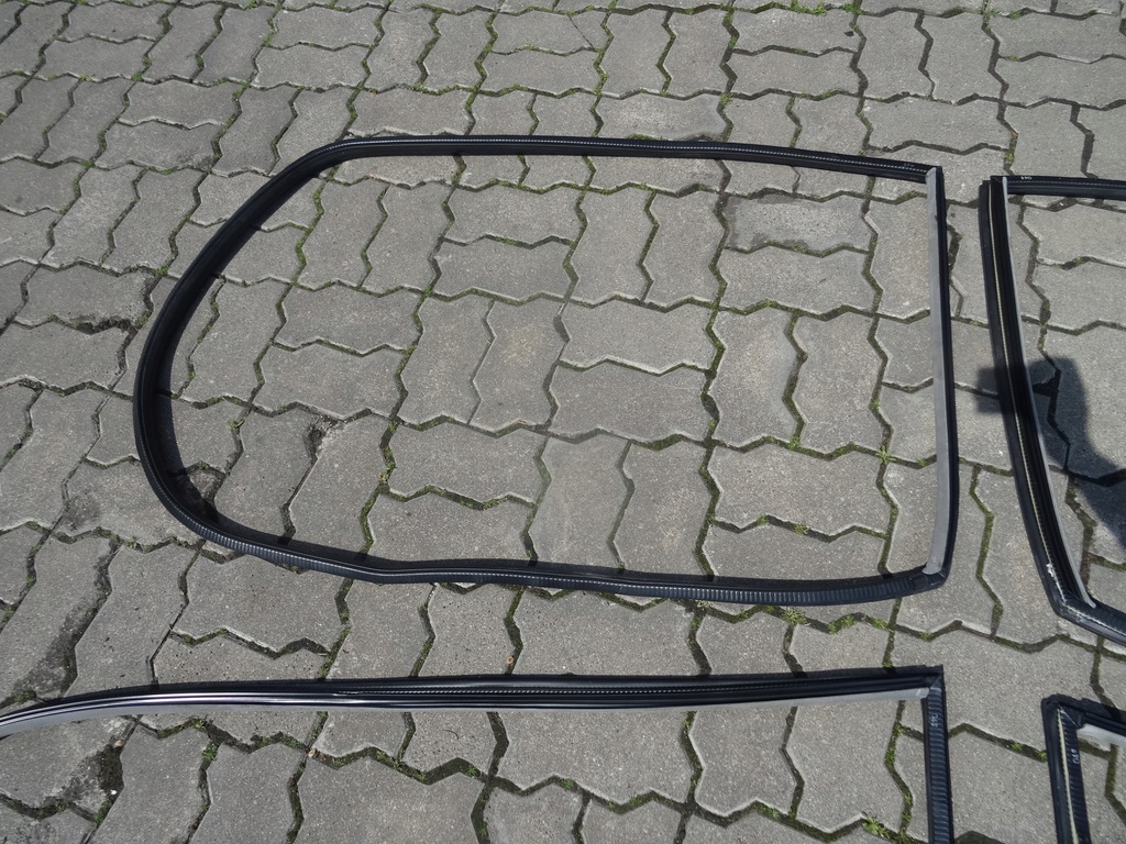 фото №8, Audi a8 d2 99-02 прокладка резиновый элемент дверь перед задняя левая правая доставка