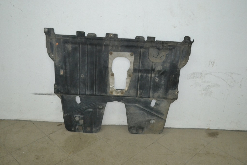 Fiat tipo 2 накладка под двигатель 00520825660e в Украине