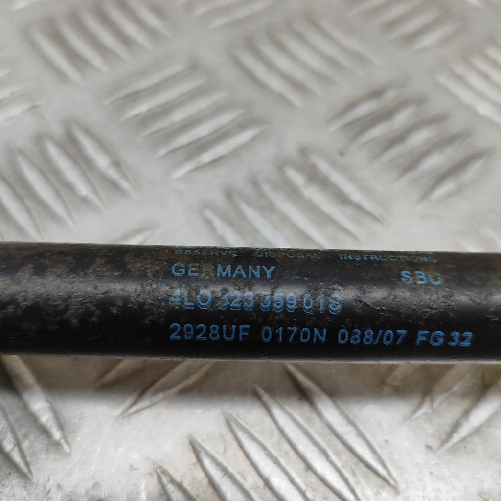 фото №6, Audi q7 4l 2007 левая сторона привод капот передней