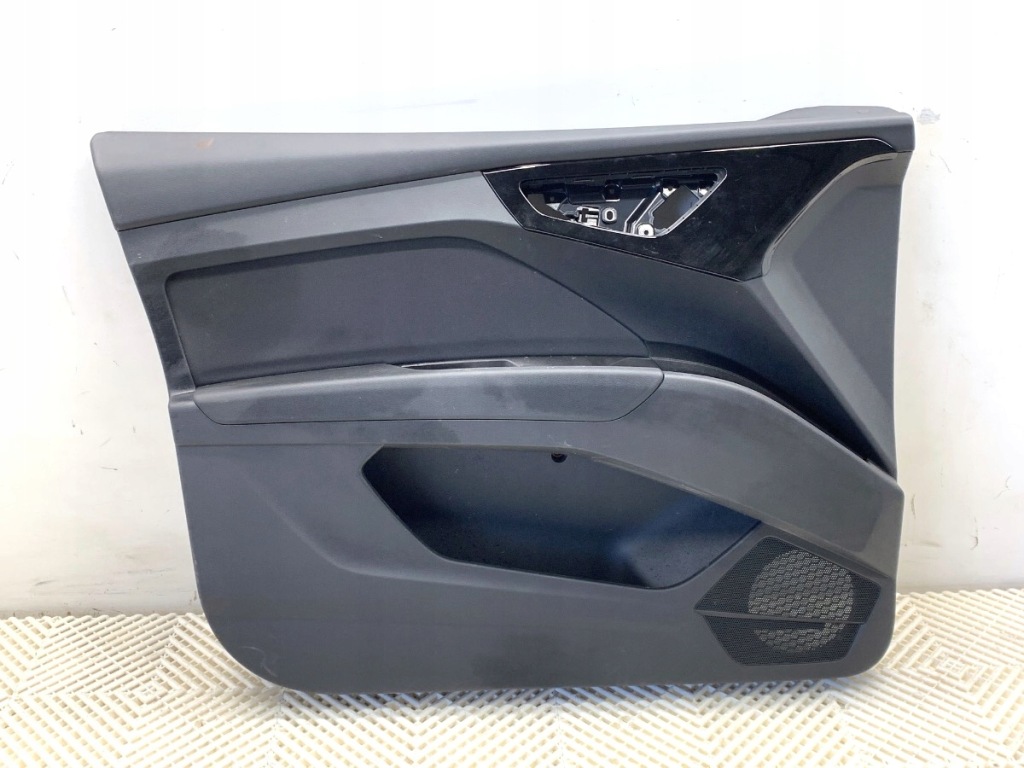 Купить Обшивка дверь левый перед audi q4 suv обивка