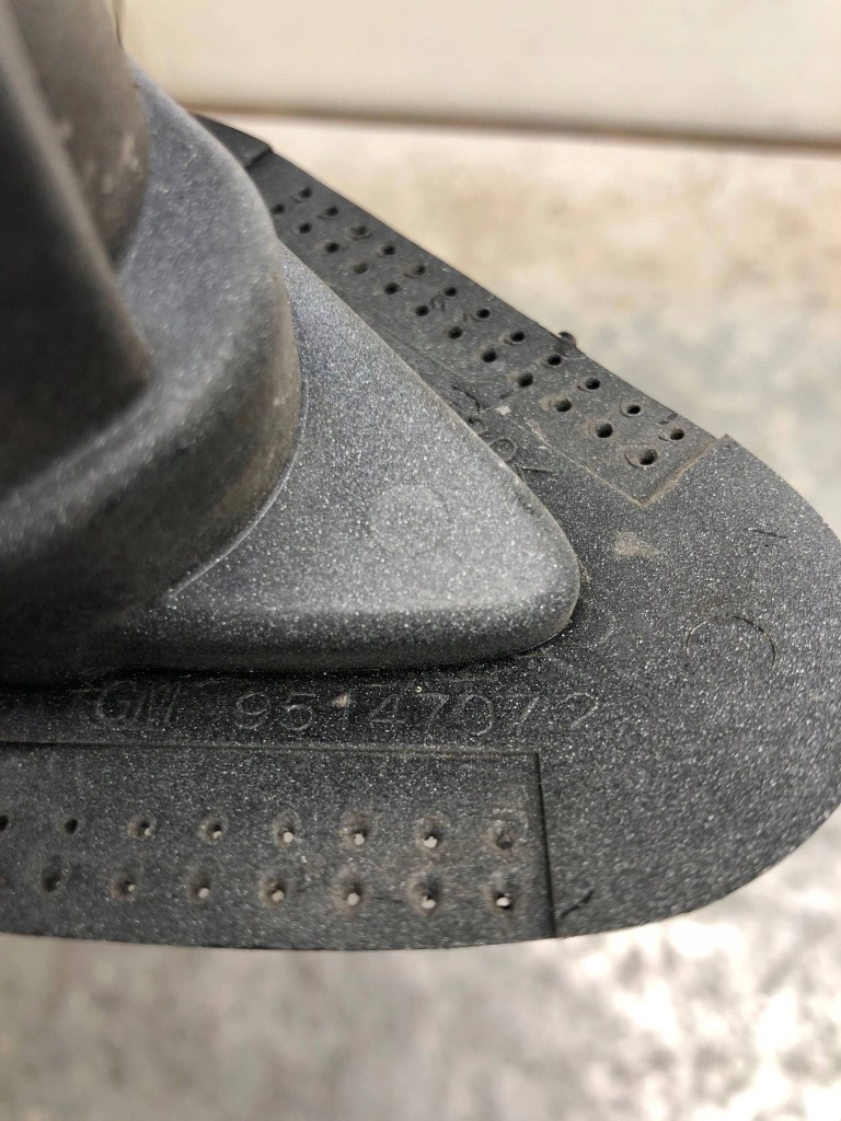 Омивач лампи правий перед opel mokka 95147072 Недорого