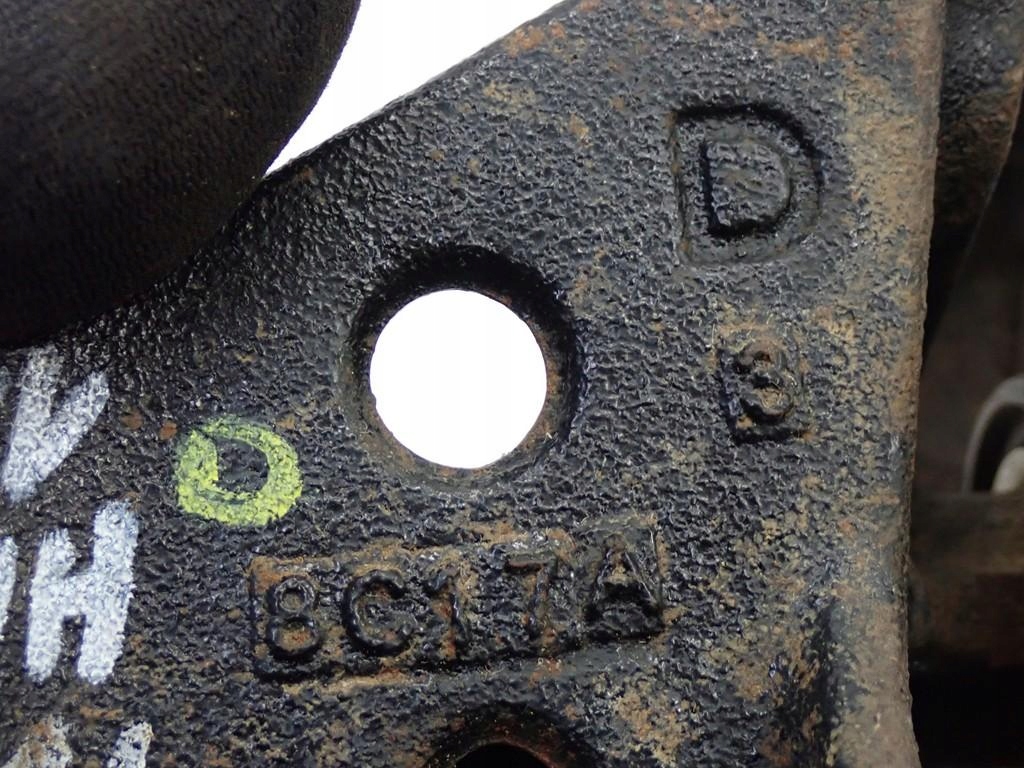 фото №4, Кронштейн кронштейн кронштейн двигуна ролик toyota hilux viii 2.4 d-4d 2gd 18r