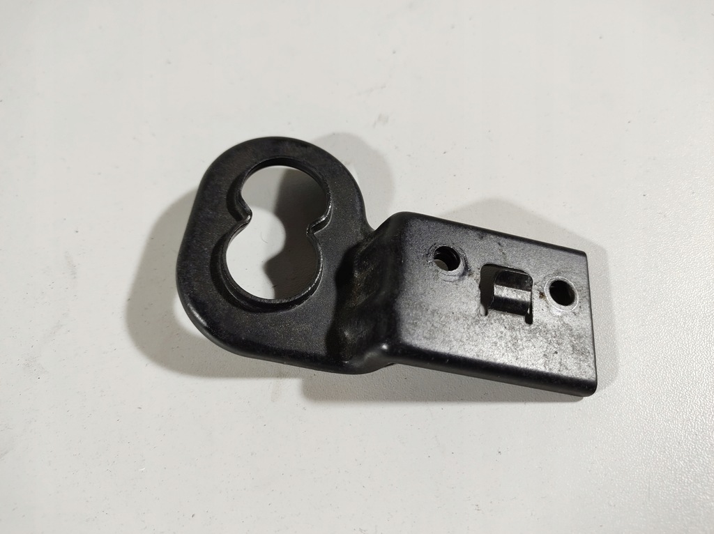 фото №10, Kia stonic 17- кронштейн радиатора левая